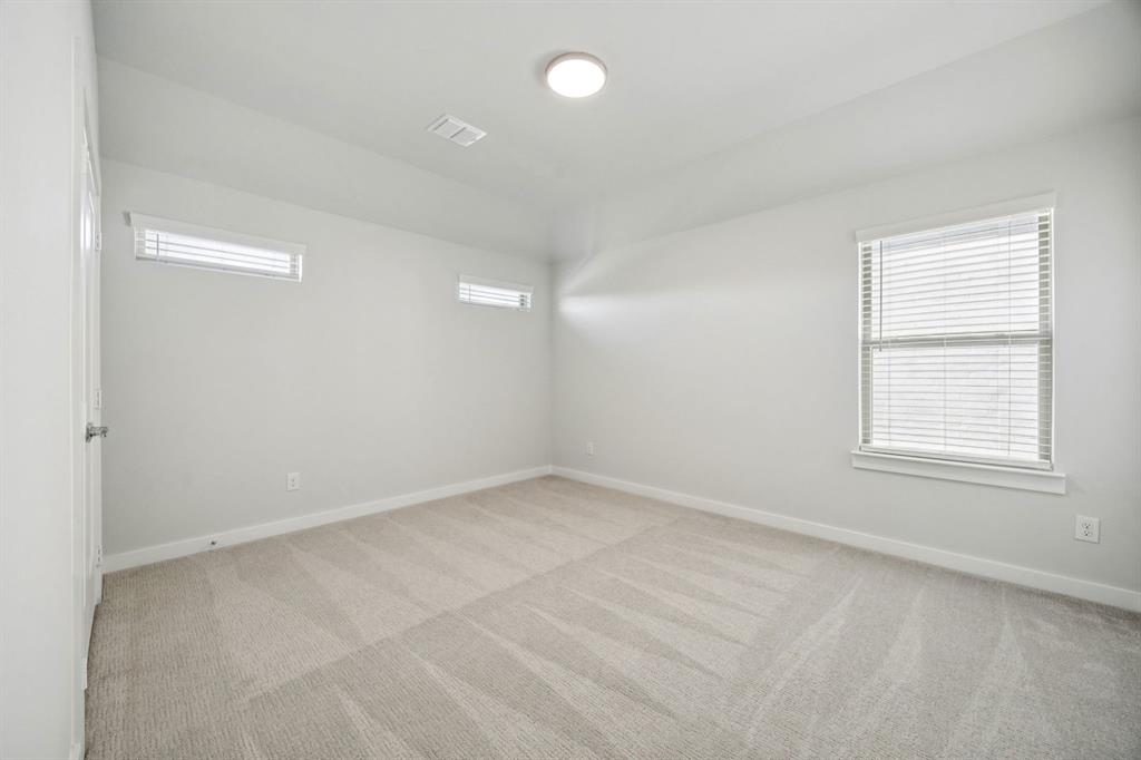 10501 Landry Bluff Lane Property Photo 29