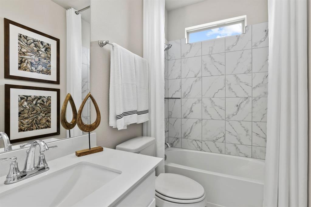 10501 Landry Bluff Lane Property Photo 39