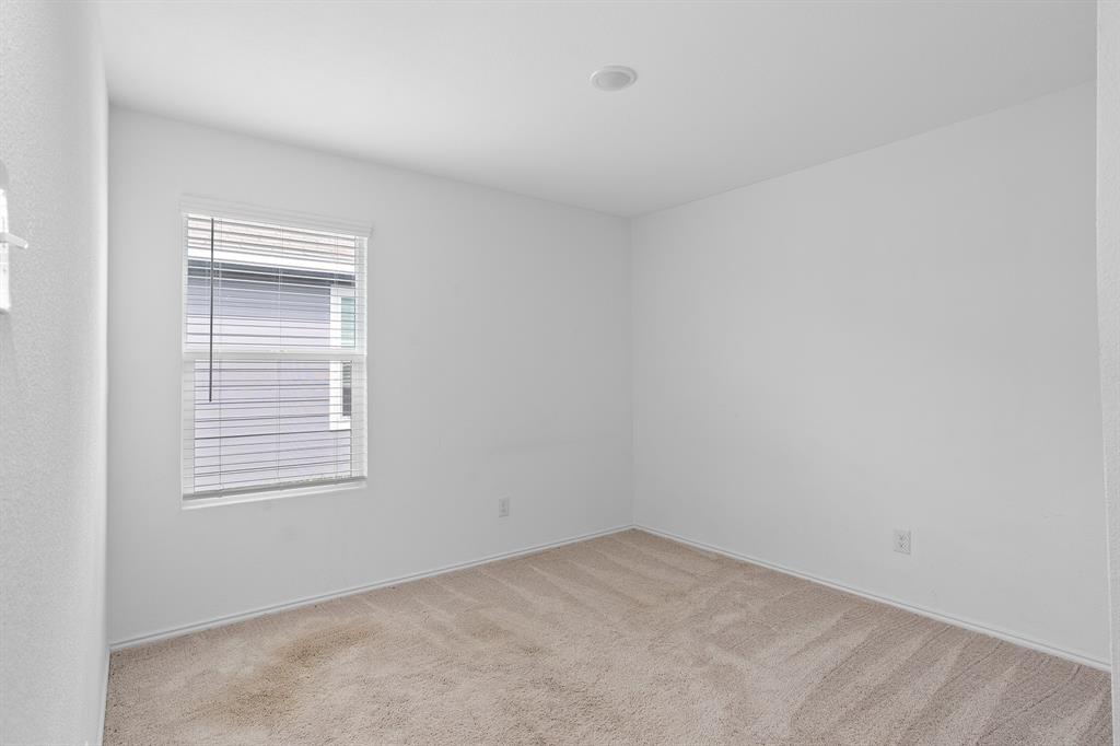 3521 Glover Peak Place Property Photo 10