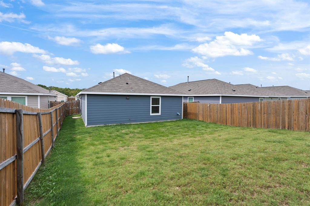 3521 Glover Peak Place Property Photo 15