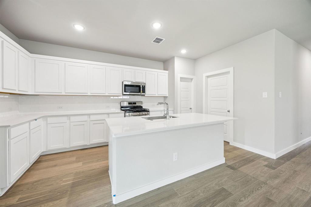 1107 Sunward Road Property Photo 8