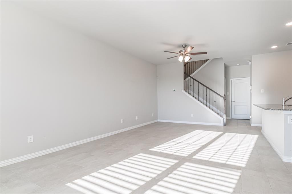 2328 Greystone Drive Property Photo 11