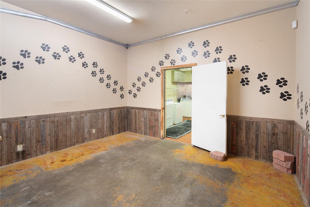 7504 Sam Rayburn Highway Property Photo 14
