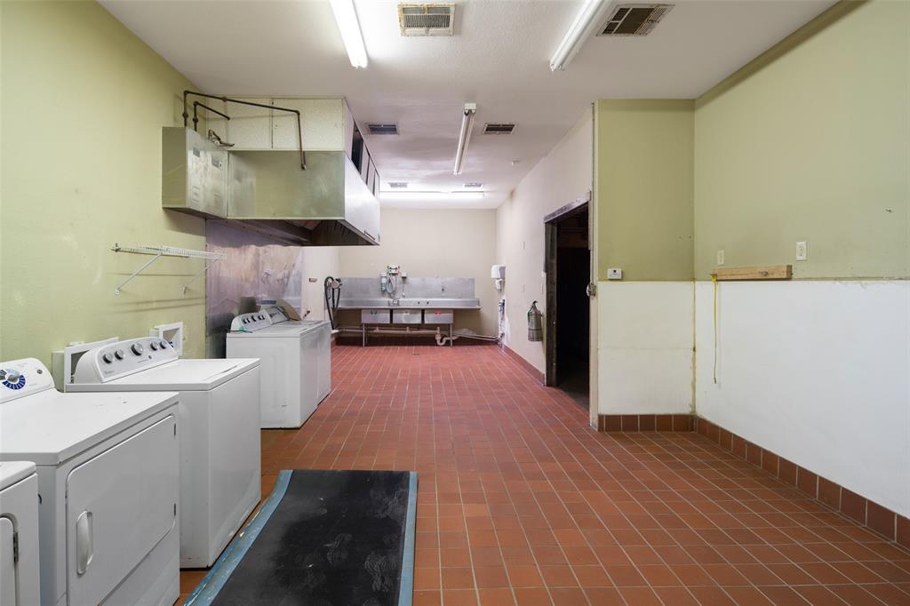 7504 Sam Rayburn Highway Property Photo 15