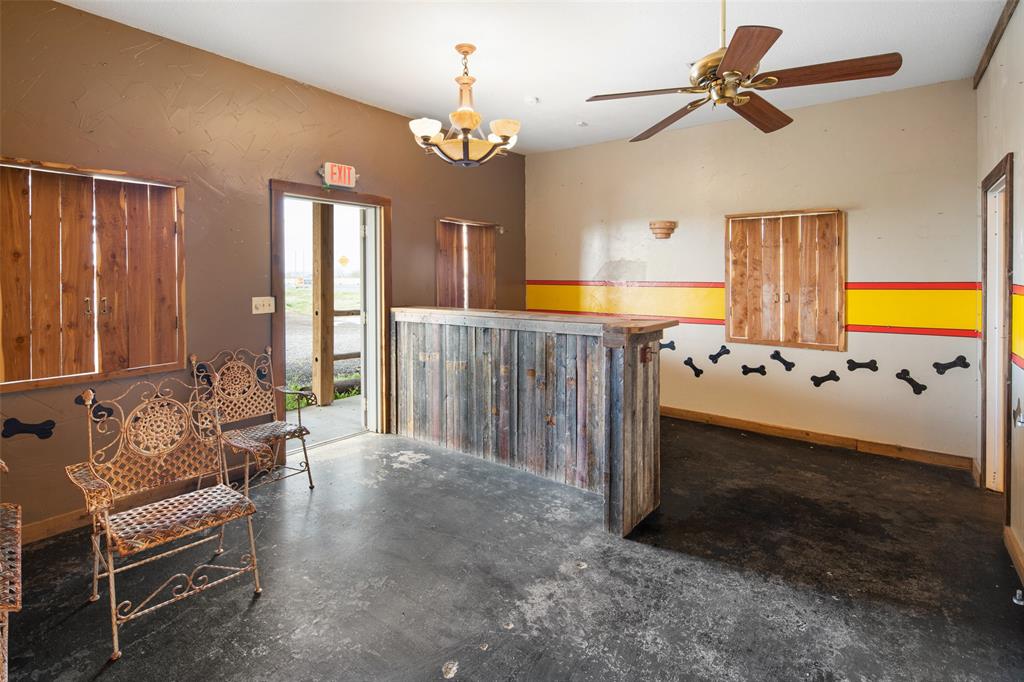 7504 Sam Rayburn Highway Property Photo 24