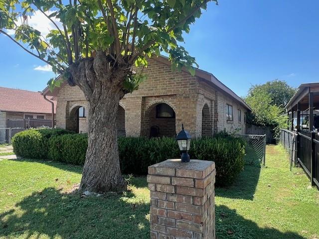 716 E Harvey Avenue Property Photo 2