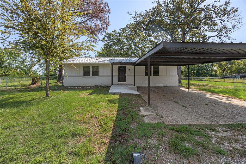 107 E Bayside Drive Property Photo 12