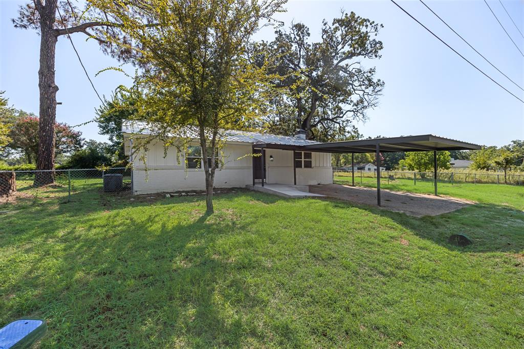 107 E Bayside Drive Property Photo 17