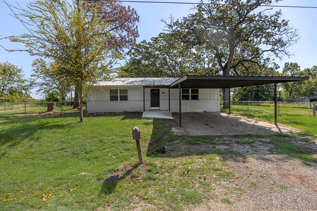 107 E Bayside Drive Property Photo 18