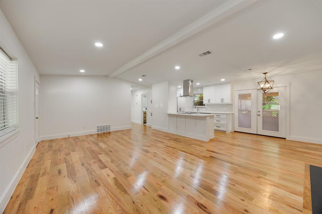 107 E Bayside Drive Property Photo 21
