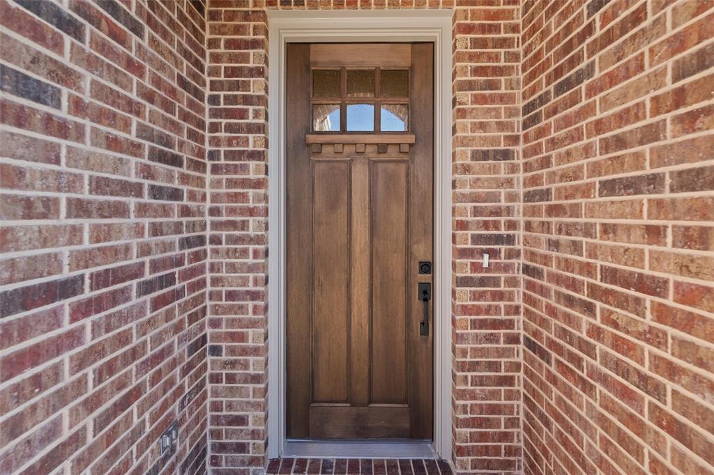 2028 Velora Drive Property Photo 7