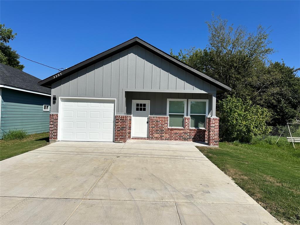 3307 Langford Street Property Photo 1