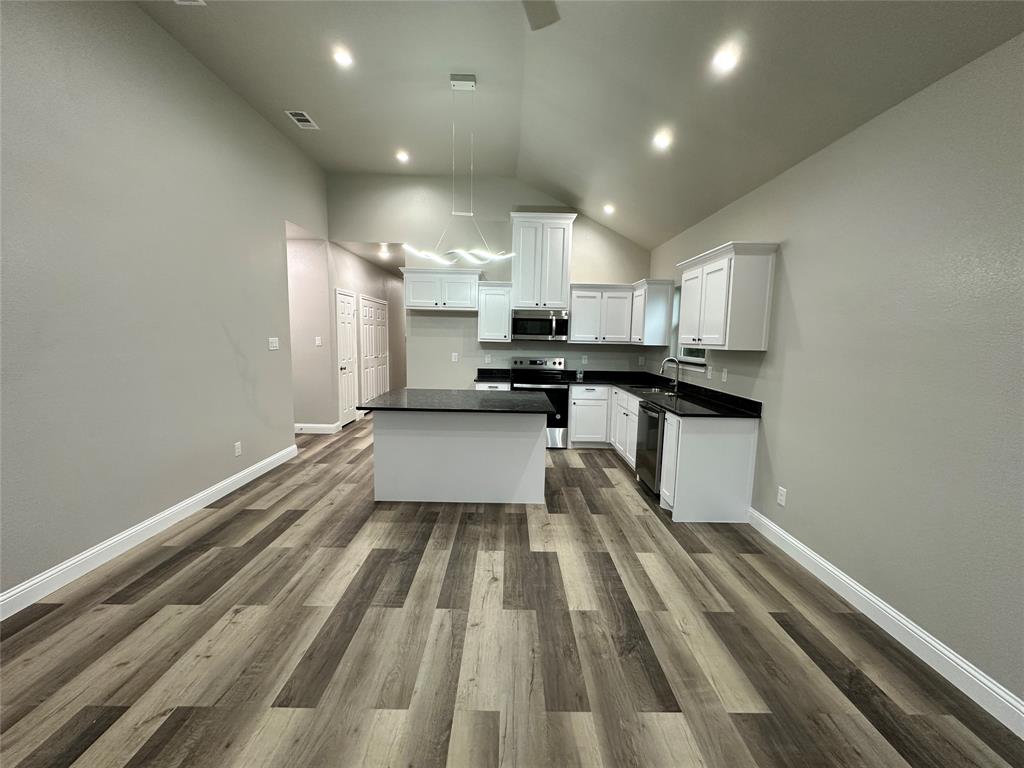 3307 Langford Street Property Photo 3