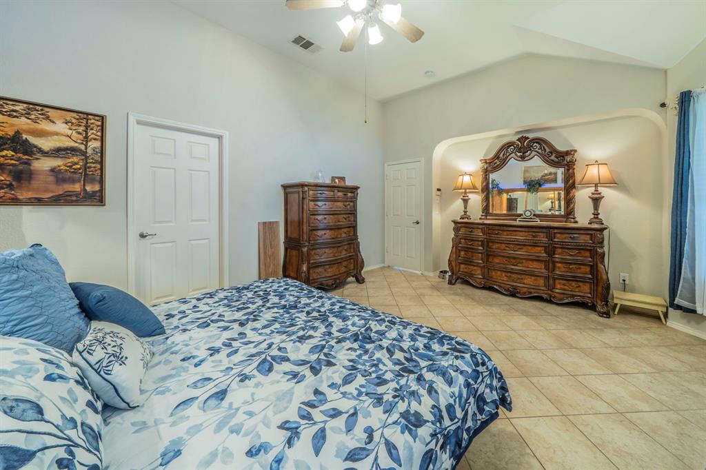 5048 Golden Eagle Drive Property Photo 11