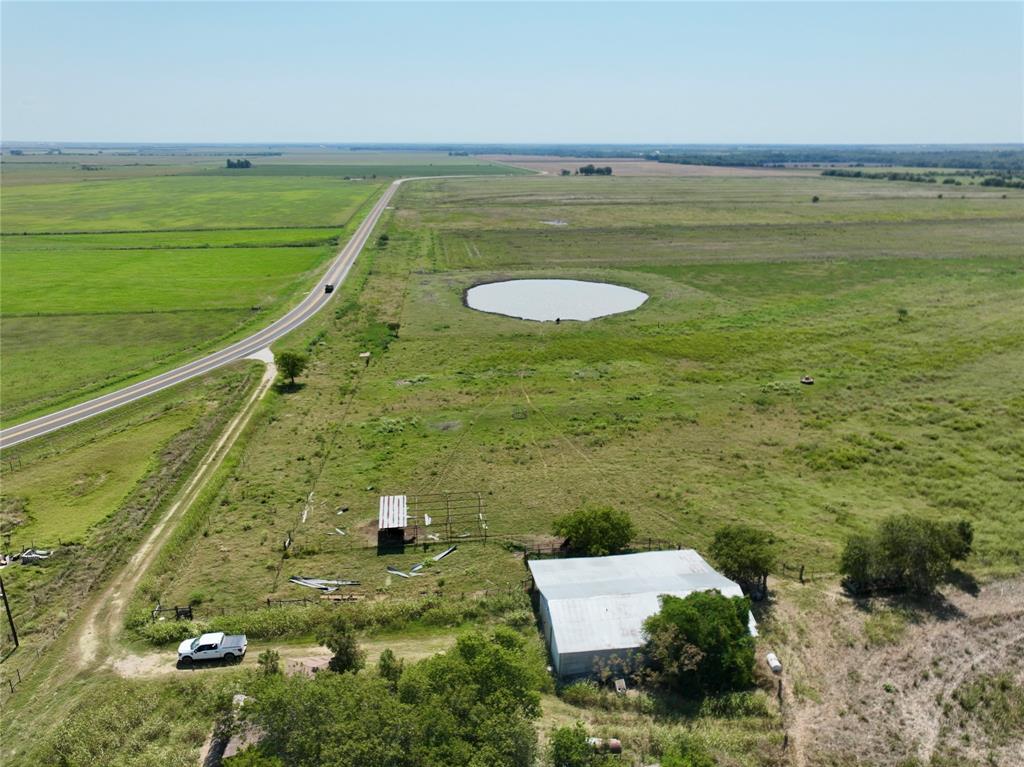 748 S Fm 308 Property Photo 5