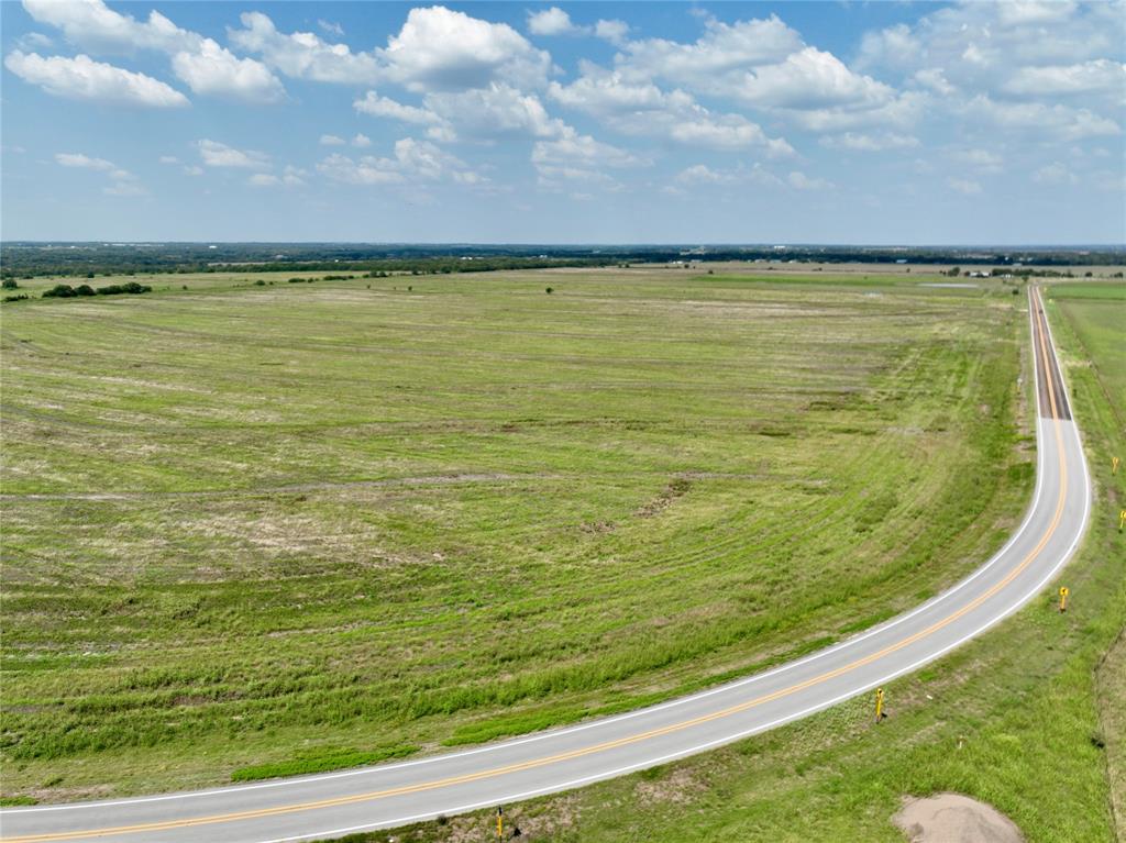 748 S Fm 308 Property Photo 8