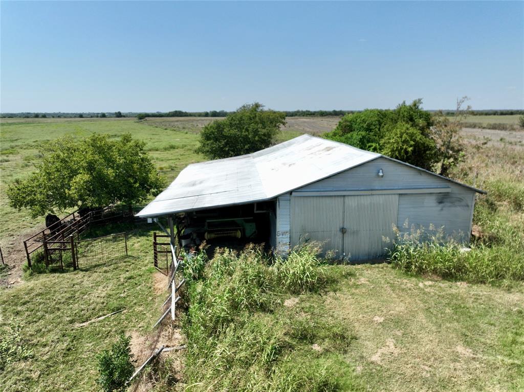 748 S Fm 308 Property Photo 21