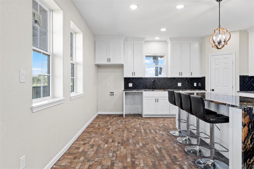 145 129a Property Photo 8