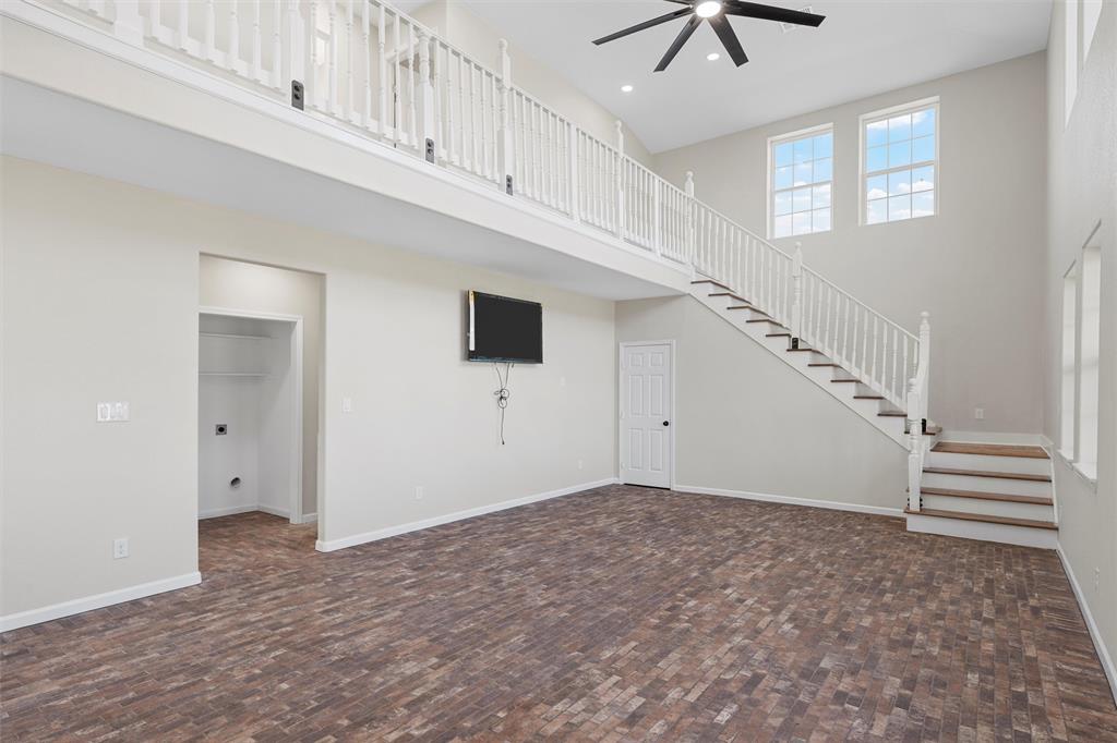145 129a Property Photo 12