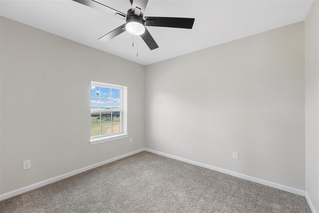 145 129a Property Photo 18