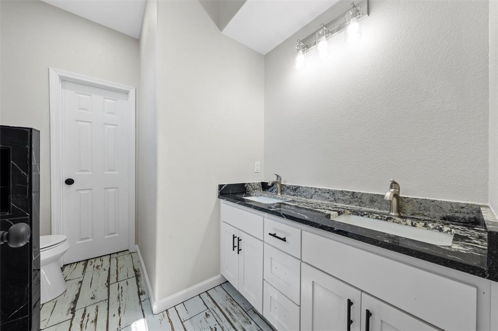 145 129a Property Photo 23