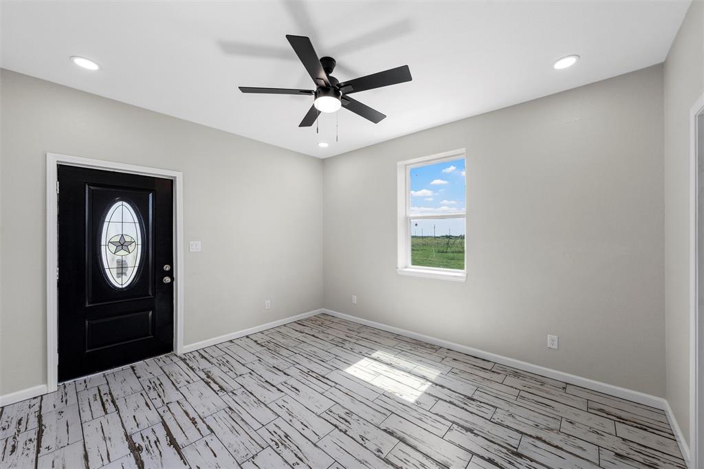 145 129a Property Photo 24
