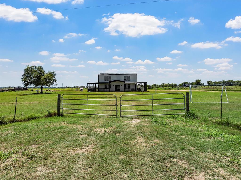 145 129a Property Photo 33