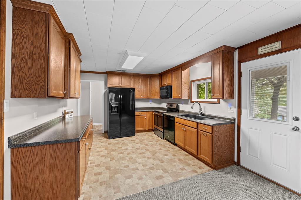 998 County Road 3230 Property Photo 10