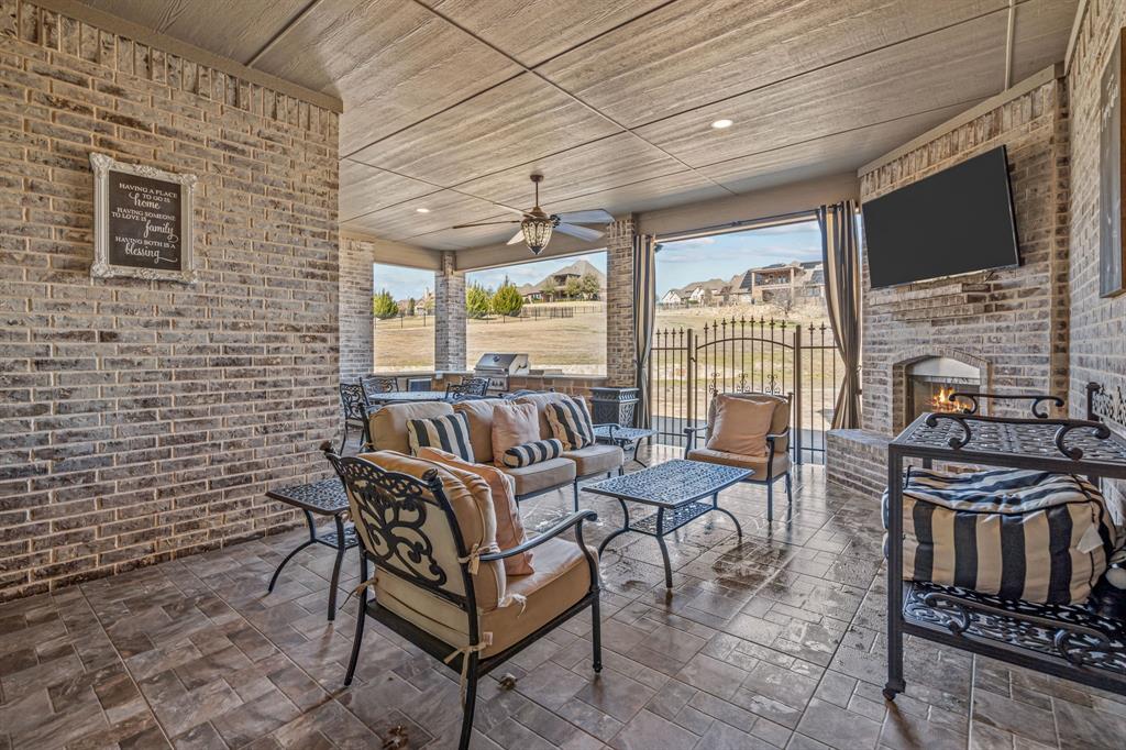 7756 Bella Milano Drive Property Photo 37