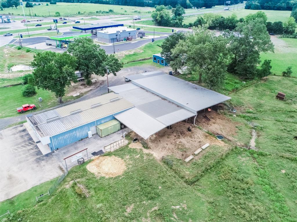1024 N Us Hwy 59 Property Photo 37