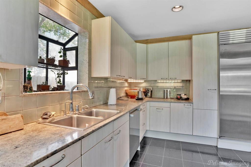 1025 Delaware Street Property Photo 19