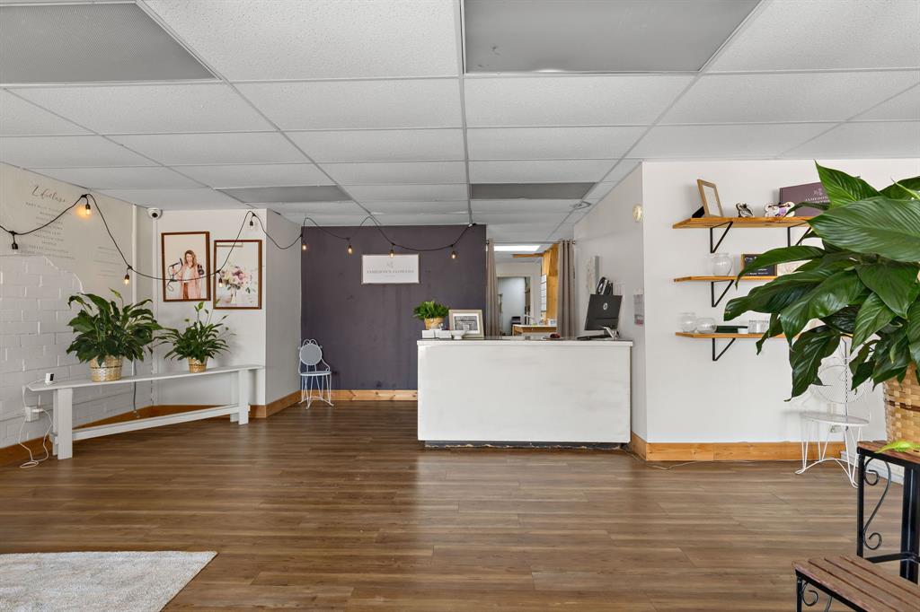 2710 Grant Property Photo 12