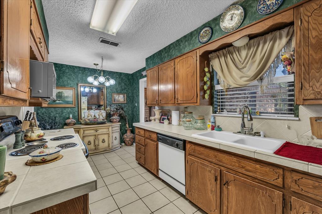 3405 Edna Avenue Property Photo 13