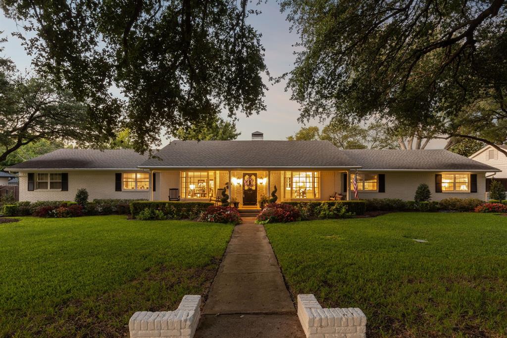 4149 Alta Vista Lane Property Photo 1