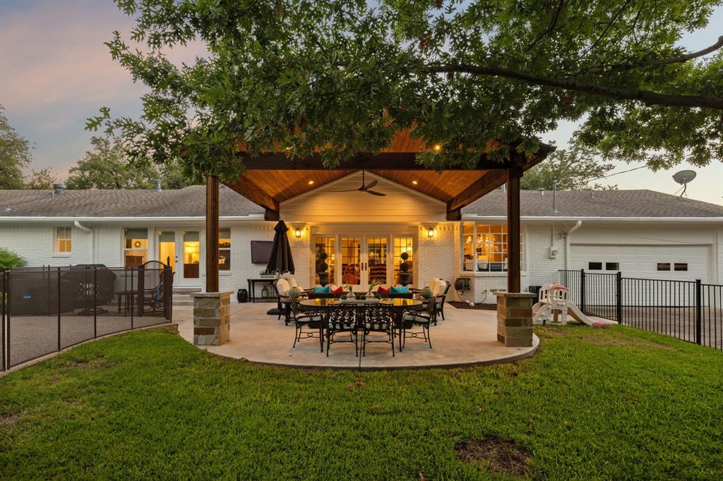 4149 Alta Vista Lane Property Photo 6