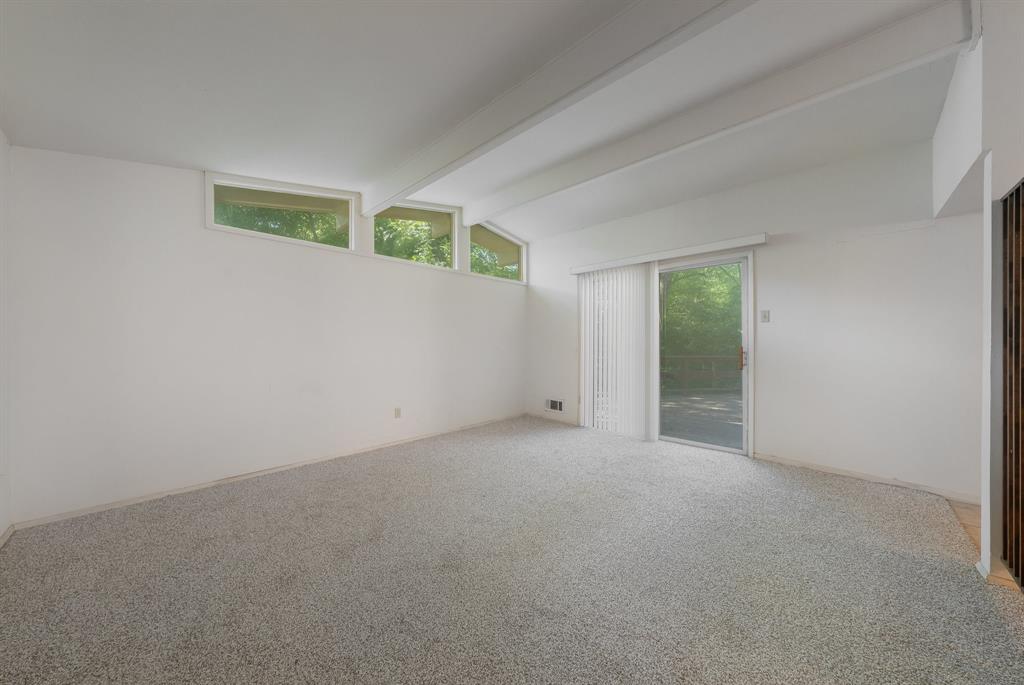 10716 Meadowcliff Lane Property Photo 7