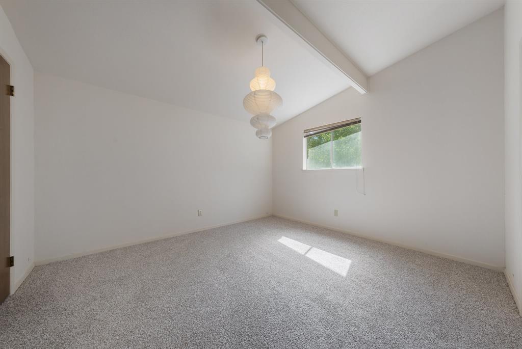 10716 Meadowcliff Lane Property Photo 23