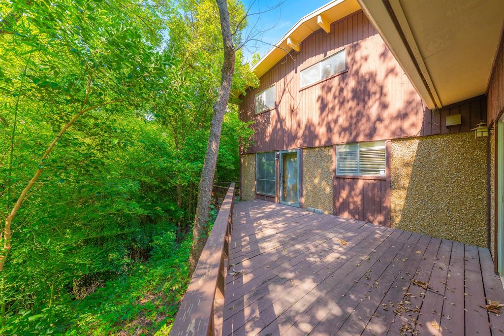 10716 Meadowcliff Lane Property Photo 25