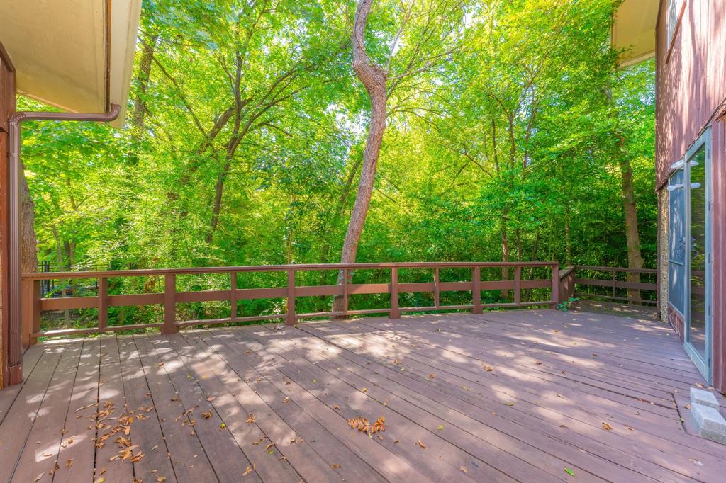 10716 Meadowcliff Lane Property Photo 27