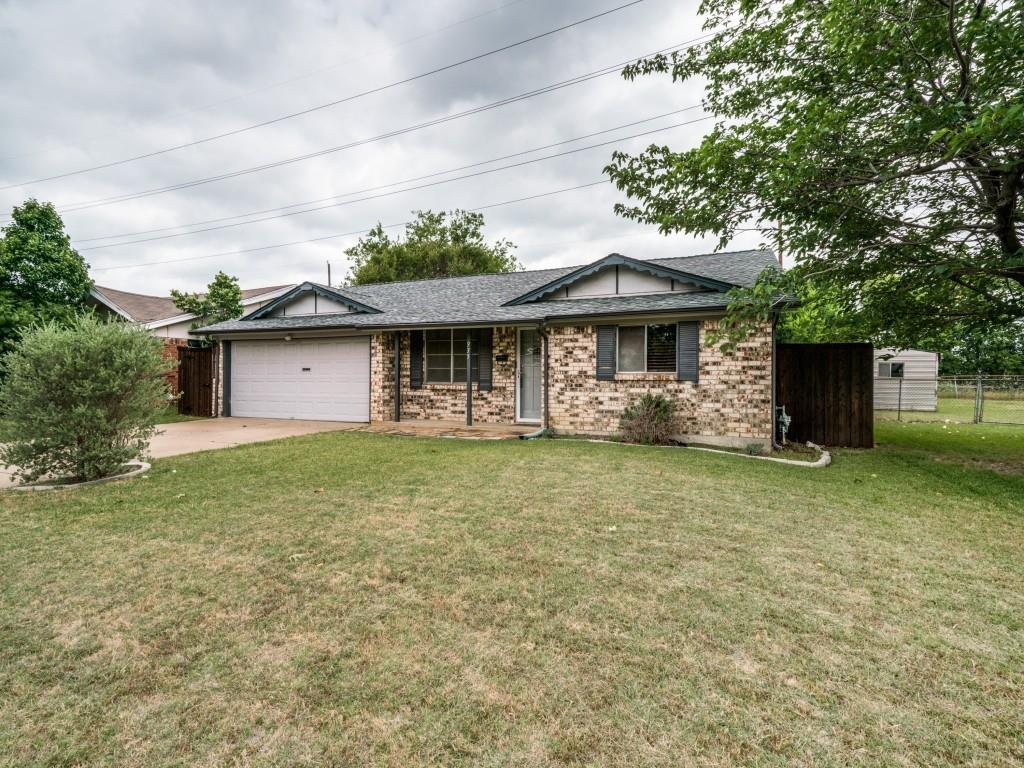 935 Easy Street Property Photo 1