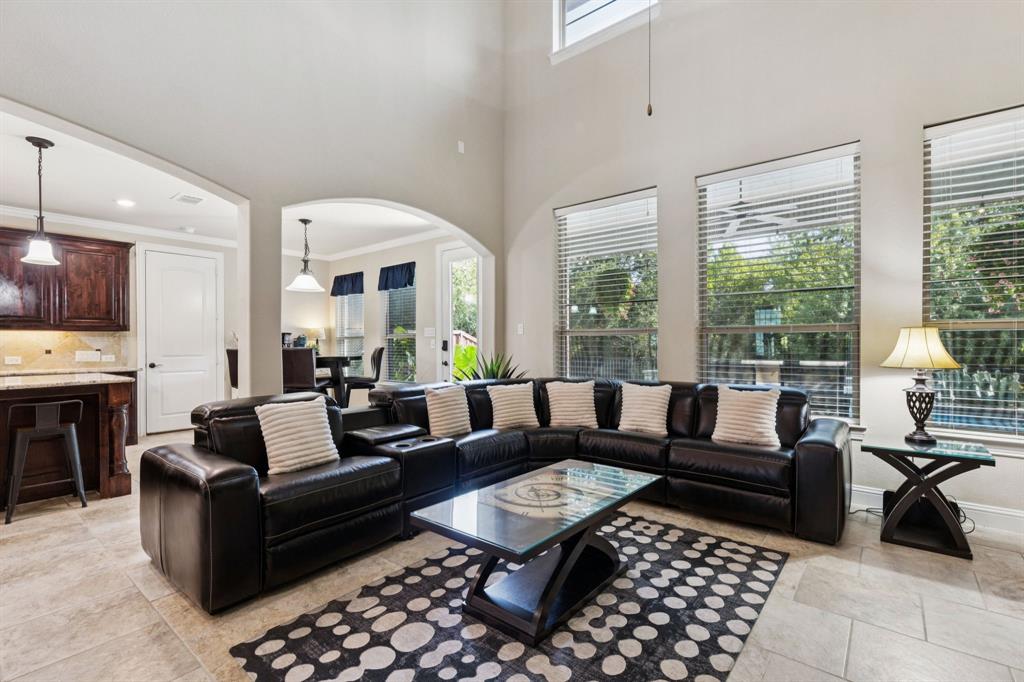 2858 Milsons Point Drive Property Photo 10