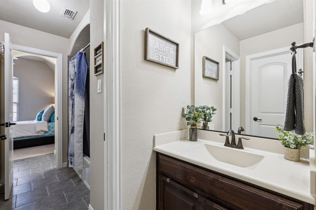 2858 Milsons Point Drive Property Photo 23