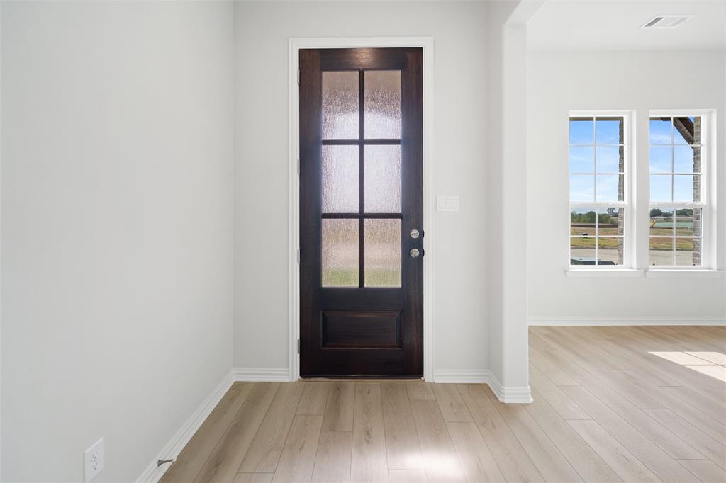 3529 Helena Street Property Photo 9