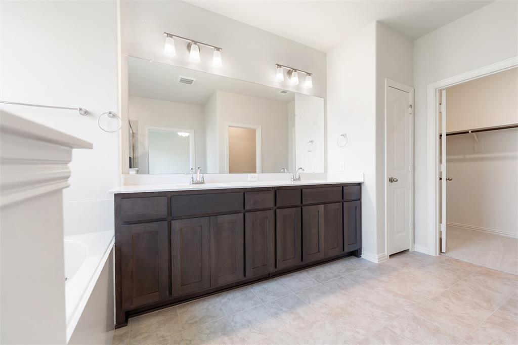 3529 Helena Street Property Photo 25