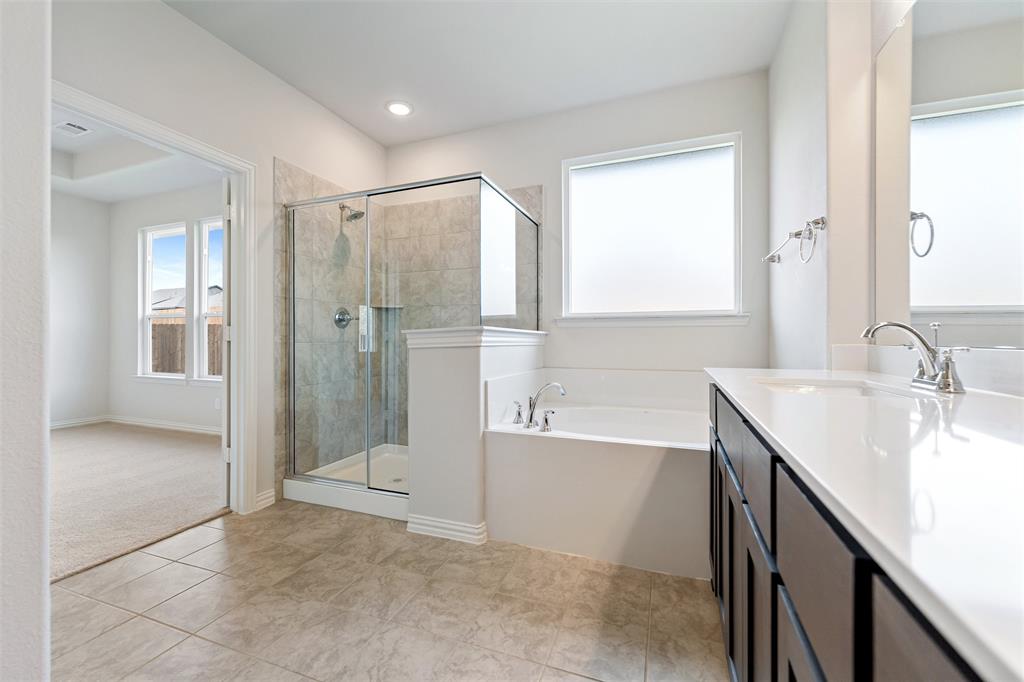 3529 Helena Street Property Photo 28