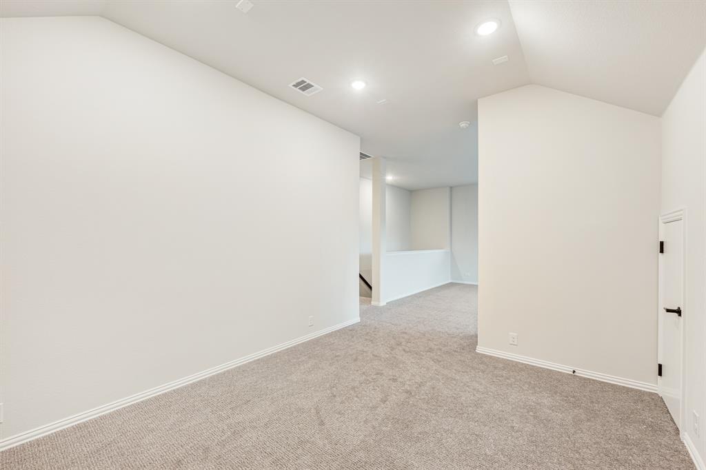 116 Saddlewood Trail Property Photo 29