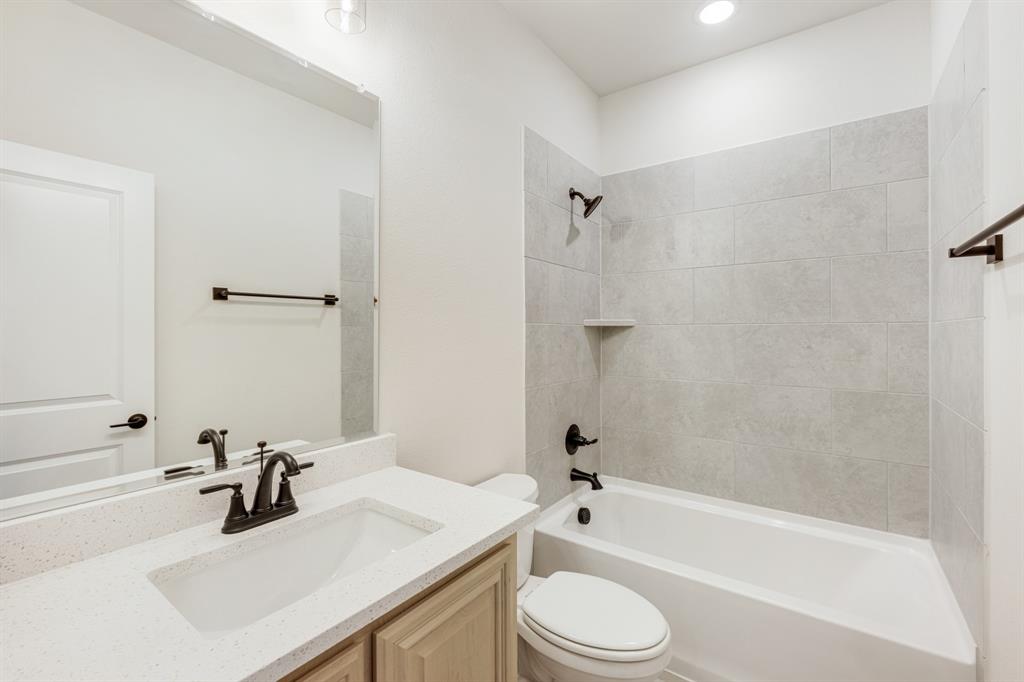 116 Saddlewood Trail Property Photo 32