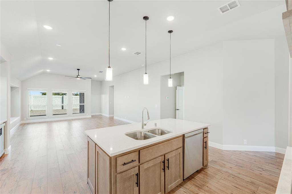 4401 Soaring Star Lane Property Photo 10