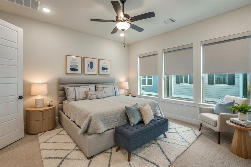 1053 Manacor Lane Property Photo 10