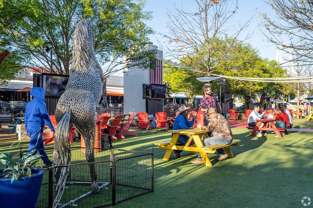 1053 Manacor Lane Property Photo 20